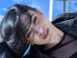 naked webcamgirl picture MadelynVelure