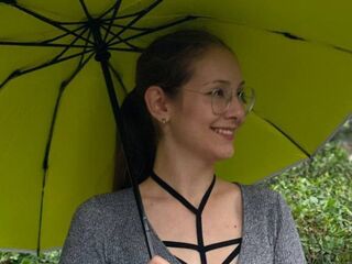 masturbating girl MayDavidge