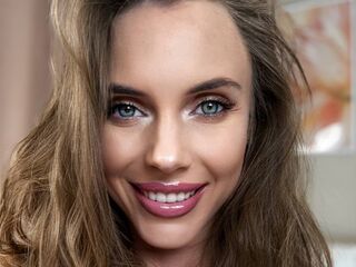 camgirl playing with vibrator MichelleRouz