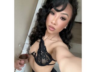 naked girl with webcam fingering pussy PreeminentJessss