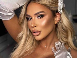 webcam girl chatroom SelenaVoss
