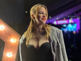 cam girl NicoleAdaams