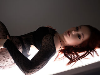 girl naked NikaMoyre