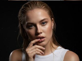 chatroom webcam photo ValyMorgan