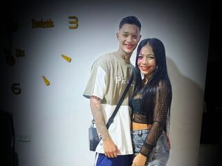 couple porn web cam YuleimysAndAlex