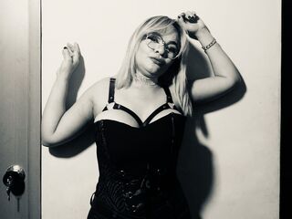 role-play sexchat BelliniSarah