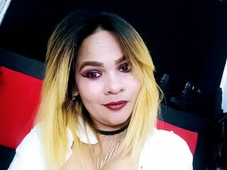 cam girl bdsm livecam BellucciSarah