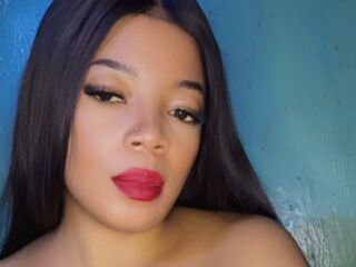 live bdsm webcam girl SarahCourt