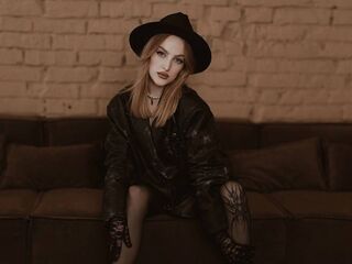 sex web cam chat room AdelMoons