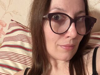 nude cam girl picture AlanyssLyon