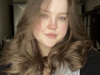 hot webcamslut AliceAs