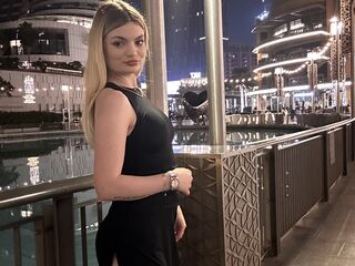 sex webcam chatroom AlinaEva