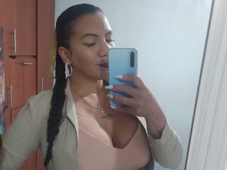 liveshow AlysaPear