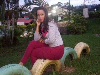 hot girl live webcam AmandaRuiz