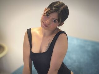 free chat room AmeliLuna