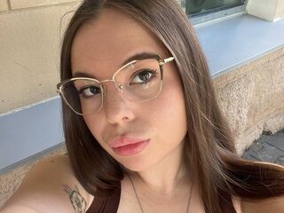 masturbating webcamgirl AmeliaLung