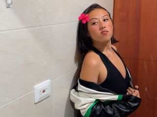 kinky webcam model AndreaTapiero