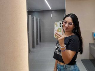 livecam picture AnitMiller