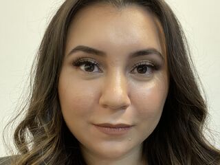 kinky webcam model AriaHast