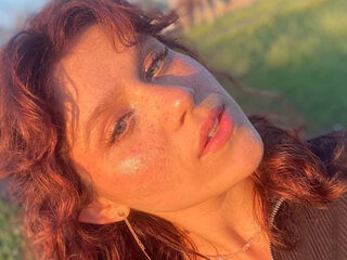 sexy live cam girl AstridChing