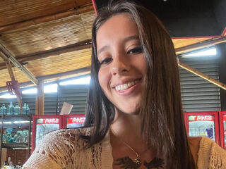 dirty cam picture BellaLeroi