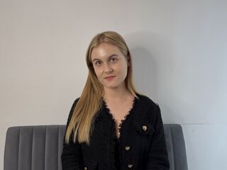 live cam girl gallery BellaMonson