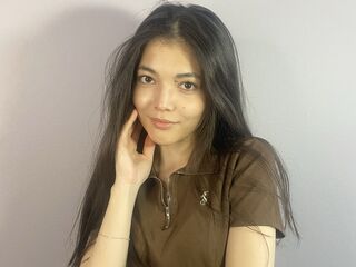 cam girl photo BertaHilker