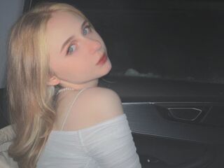 chat room webcam BetsyLeen