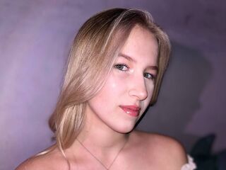 free liveshow BettyKirsy