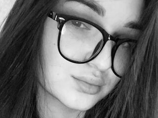 camgirl masturbating BibiBraun