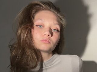 masturbating girl BrandiLiedberg