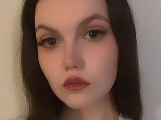 fingering girl cam BrittaAmrine