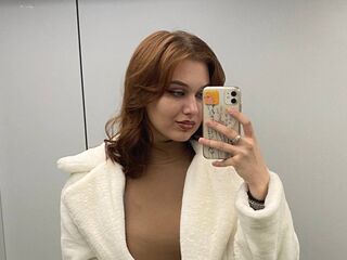 hot cam girl fingering BrynnMeury