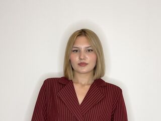 camslut naked CatrinaKennelty