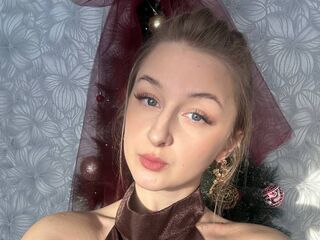 hot girl webcam video CharoletteHeckle