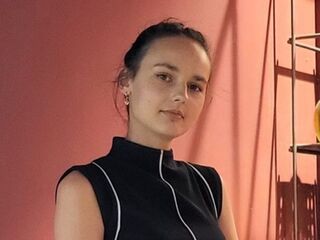 fingering camgirl picture CherlynAltice