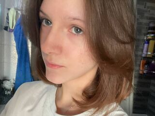 camslut showing tits ChristenaNelke