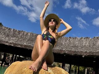 naked girl with webcam masturbating with dildo ClarettaPittmann