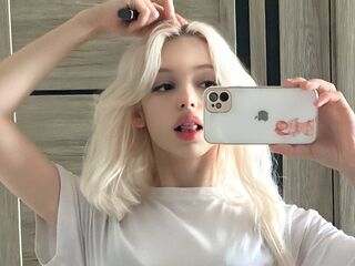 camslut video CourtneyAdamo