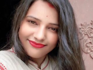 camgirl CuteSimraan