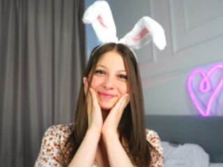shaved pussy webcam DareleneBeldin