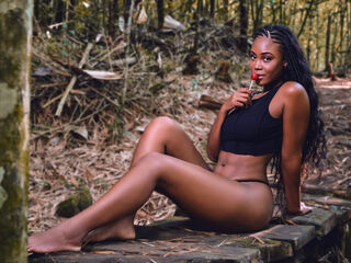 camgirl showing tits DayanaWood