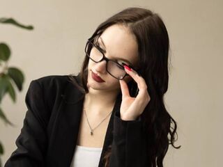 girl sexcam DelaineLamie