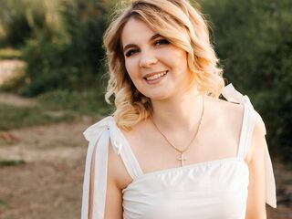 anal web cam DemetriceAkpan