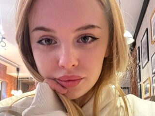 fingering girl cam picture DevonaBradner