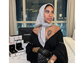 cambitch DianaCarolinas