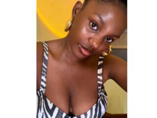 webcam show EleanorVee