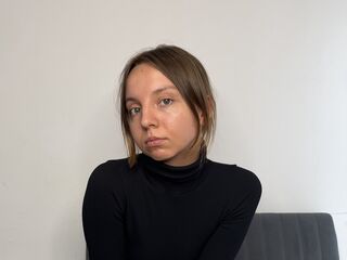 sexy webcamgirl pic EleonoraSzabo