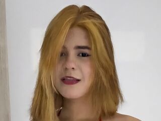 naughty cam girl masturbating ElisConnor