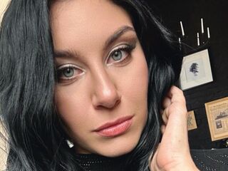 camgirl showing tits EllaAllenn